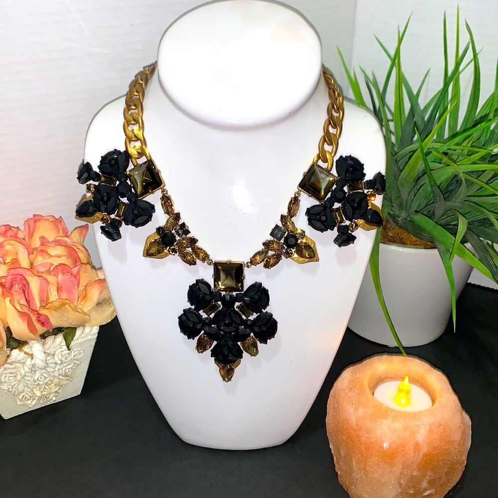 🔴 Vintage J.crew statement necklace